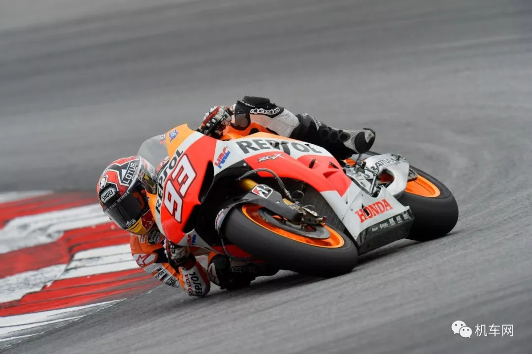 包含史诗对决！棒球上演极限翻盘的词条