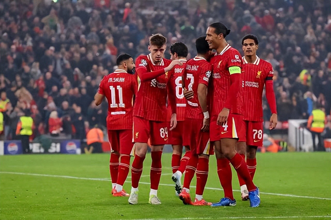 包含欧洲杯战队状态火热，誓夺总冠军的词条