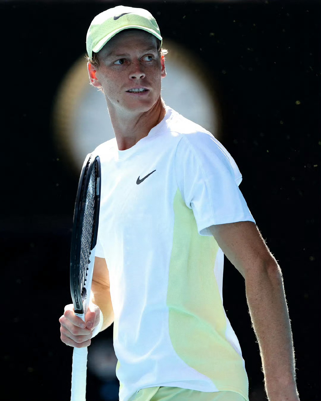 爱游戏官方-关于年终总决赛逆转戴维斯杯，辛纳扛起全队的信息