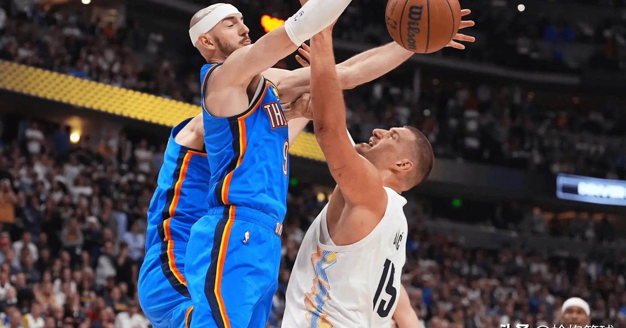 爱游戏在线-猛龙横扫步行者，约基奇带队取胜