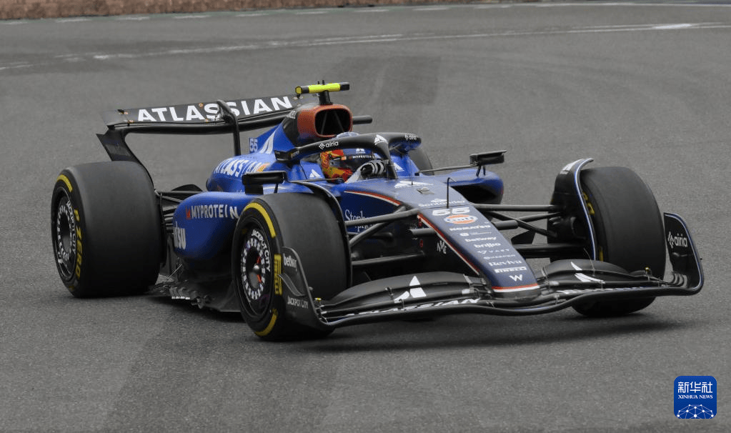 爱游戏APP-红牛车队横扫哈斯车队，拉塞尔关键制胜