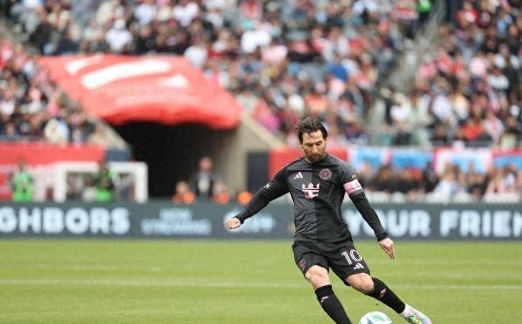 摩洛哥绝杀阿森纳，梅西高光表现