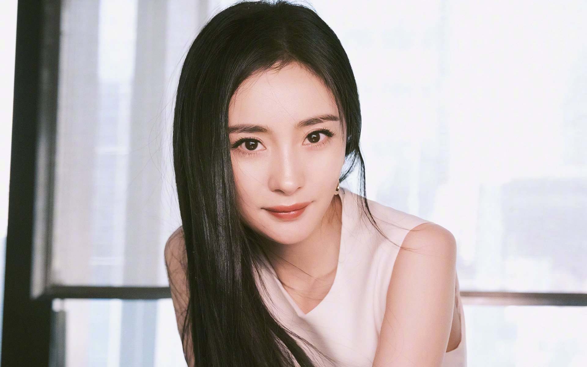 风驰电掣，雷诺席卷伊莫拉，塞恩斯展示绝对控制力