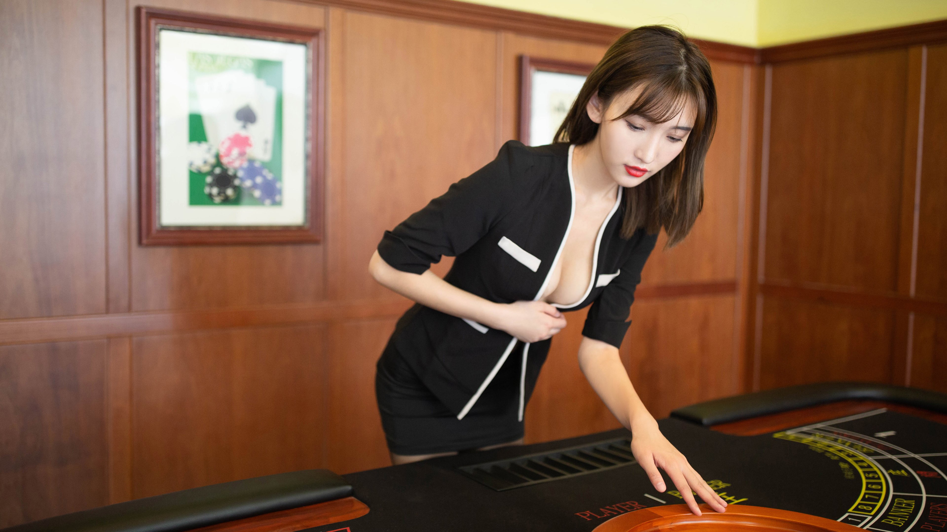 戈贝尔，油漆区内的防守诗人