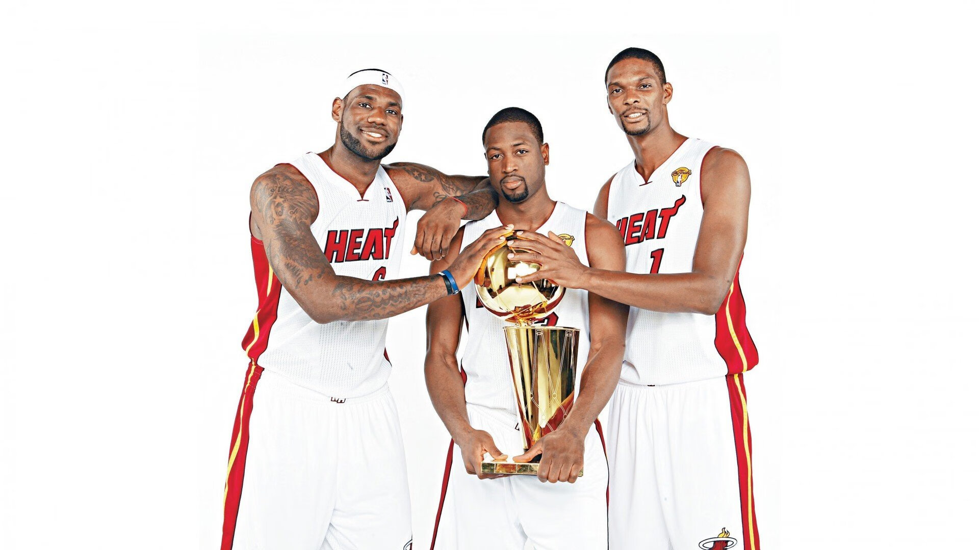 当沉默的风暴穿越宇宙，2026世界杯之夜，西亚卡姆在混沌球场上定义无解