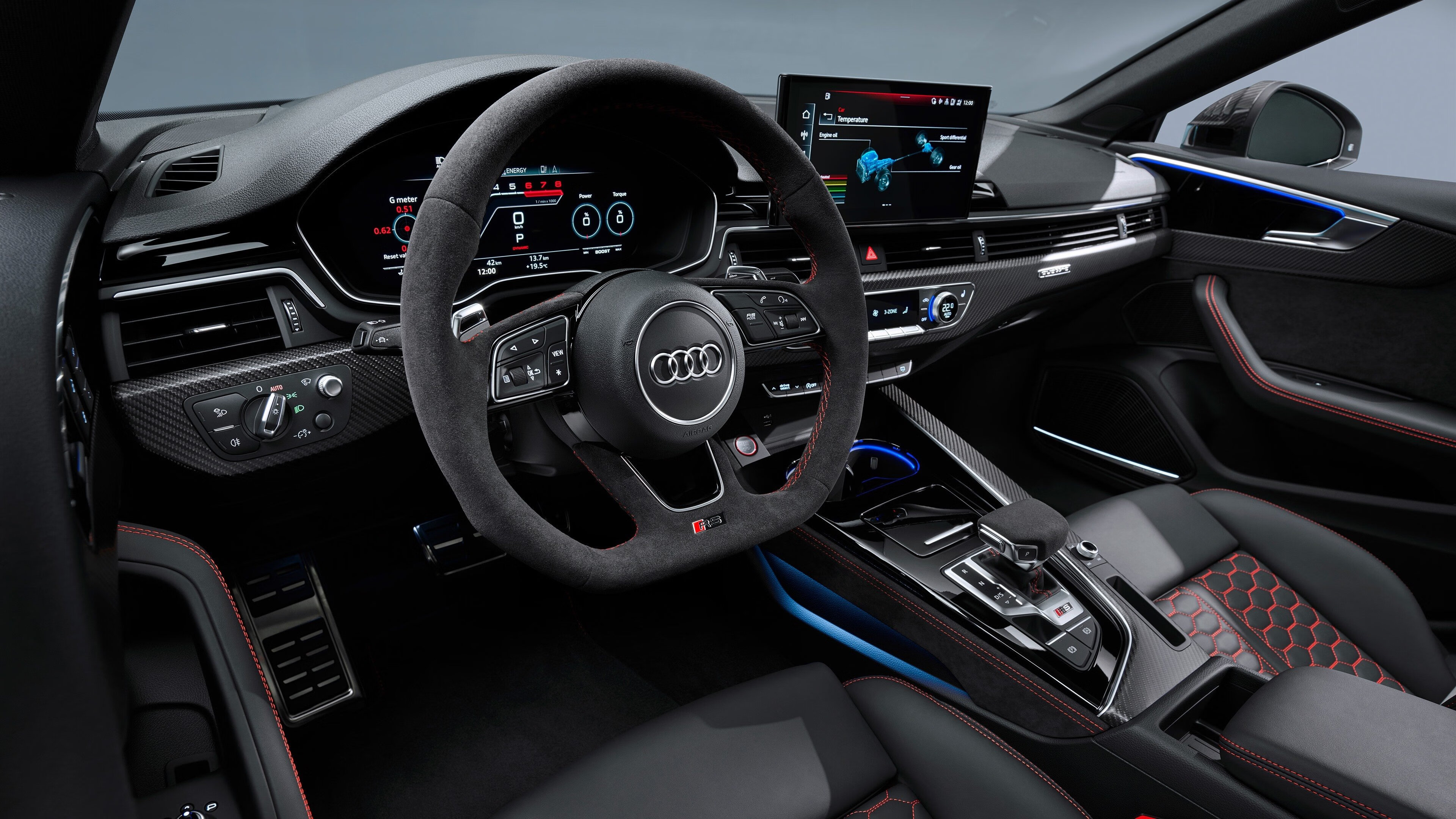 引擎的较量，瑞士式精准如何在F1街道赛中硬核破局，击败新西兰的韧性狂飙？